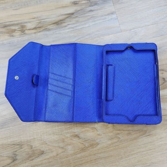 🔸️Michael Kors Blue iPad/Tablet Leather Case - Picture 5 of 10